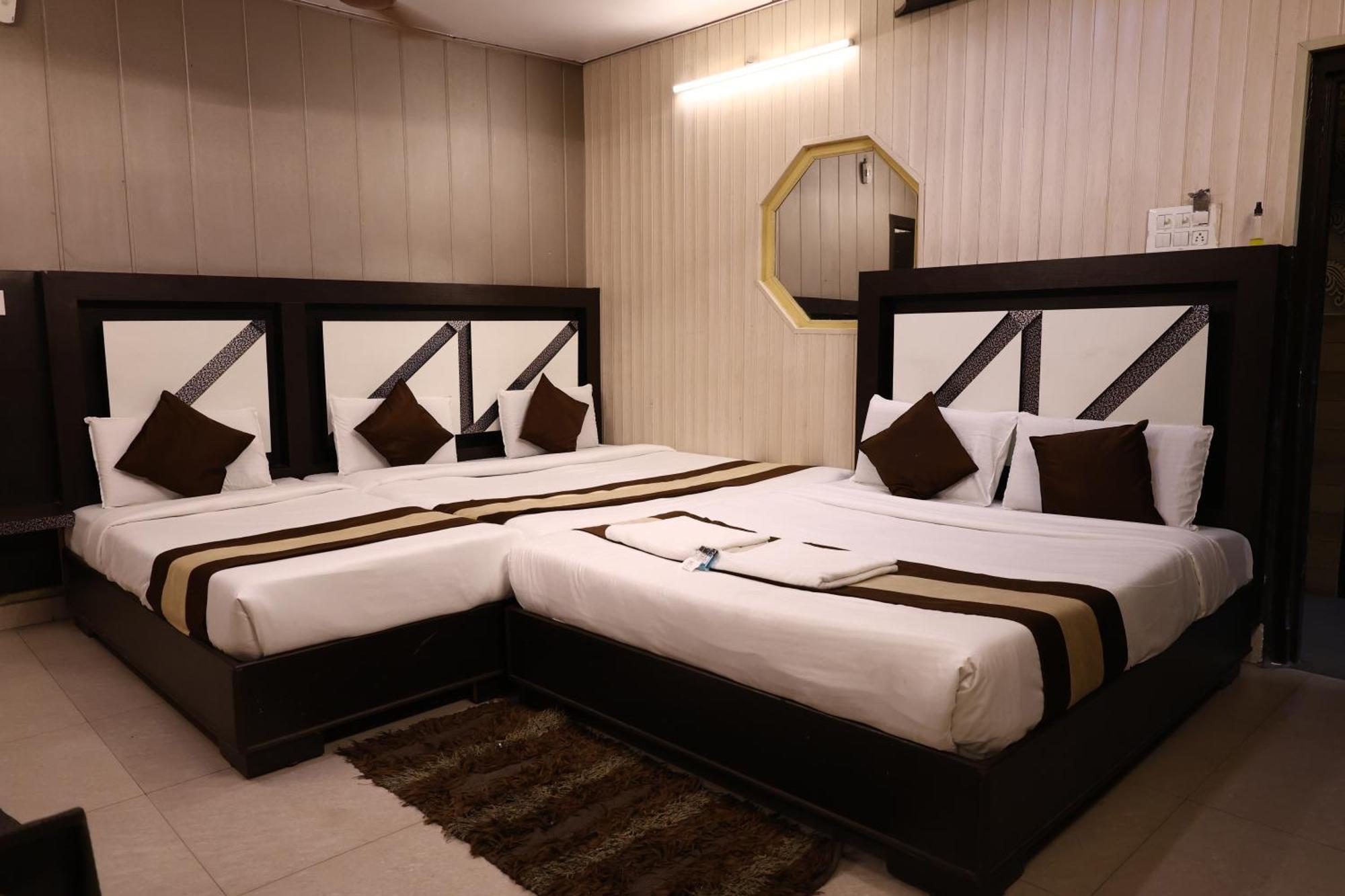 Hotel Pardesi Haridwār Zewnętrze zdjęcie