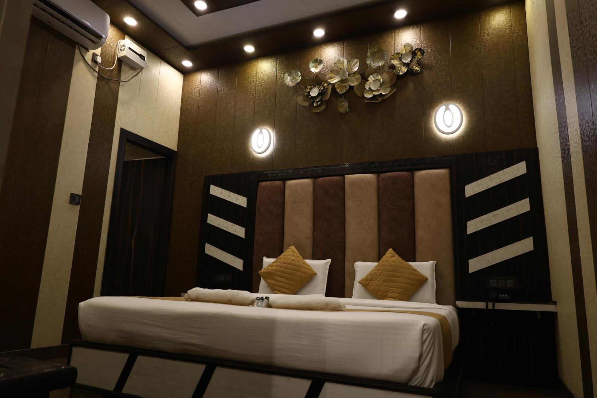 Hotel Pardesi Haridwār Zewnętrze zdjęcie