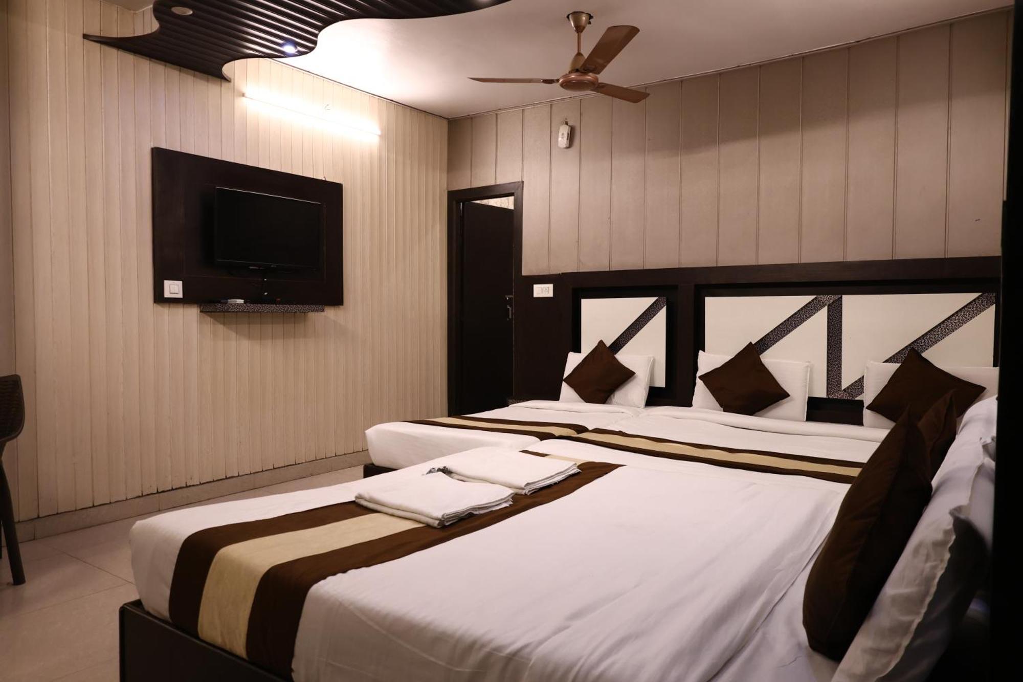 Hotel Pardesi Haridwār Zewnętrze zdjęcie