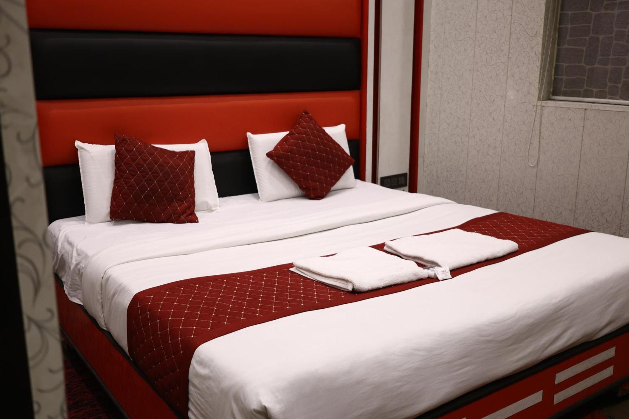 Hotel Pardesi Haridwār Zewnętrze zdjęcie