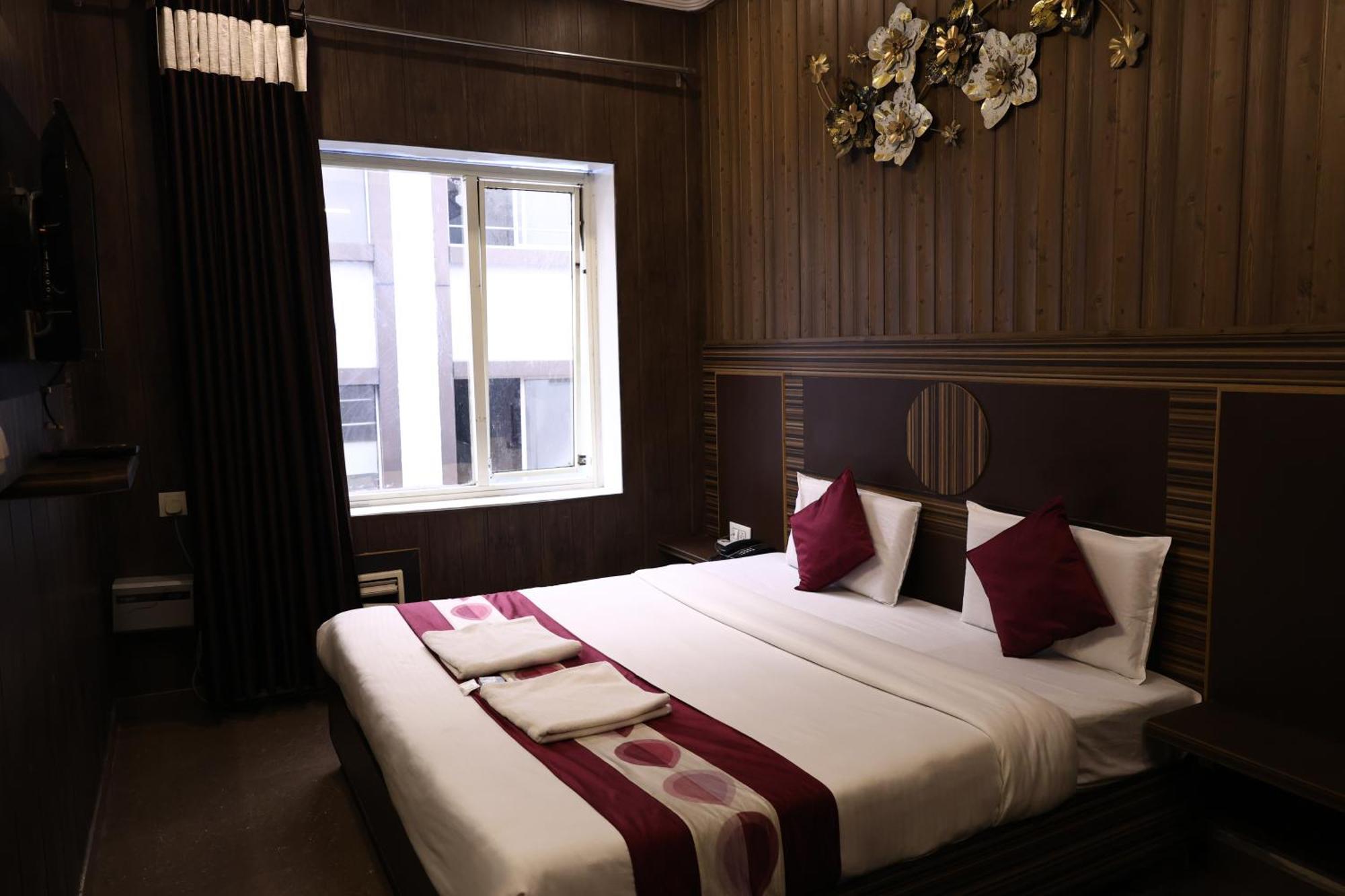 Hotel Pardesi Haridwār Zewnętrze zdjęcie