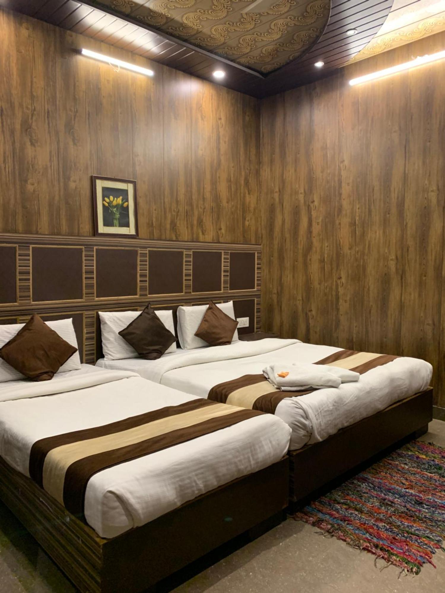 Hotel Pardesi Haridwār Zewnętrze zdjęcie