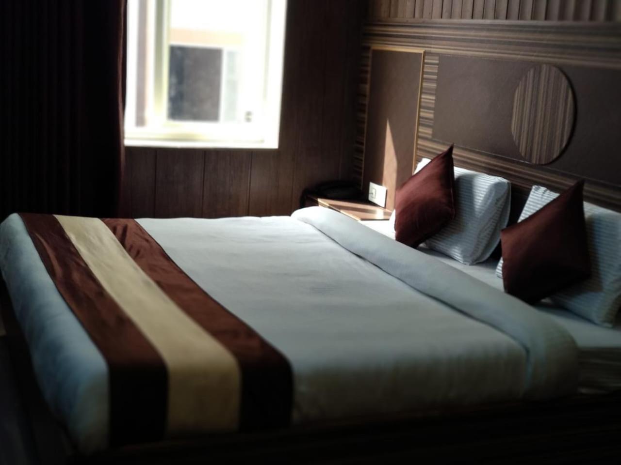 Hotel Pardesi Haridwār Zewnętrze zdjęcie