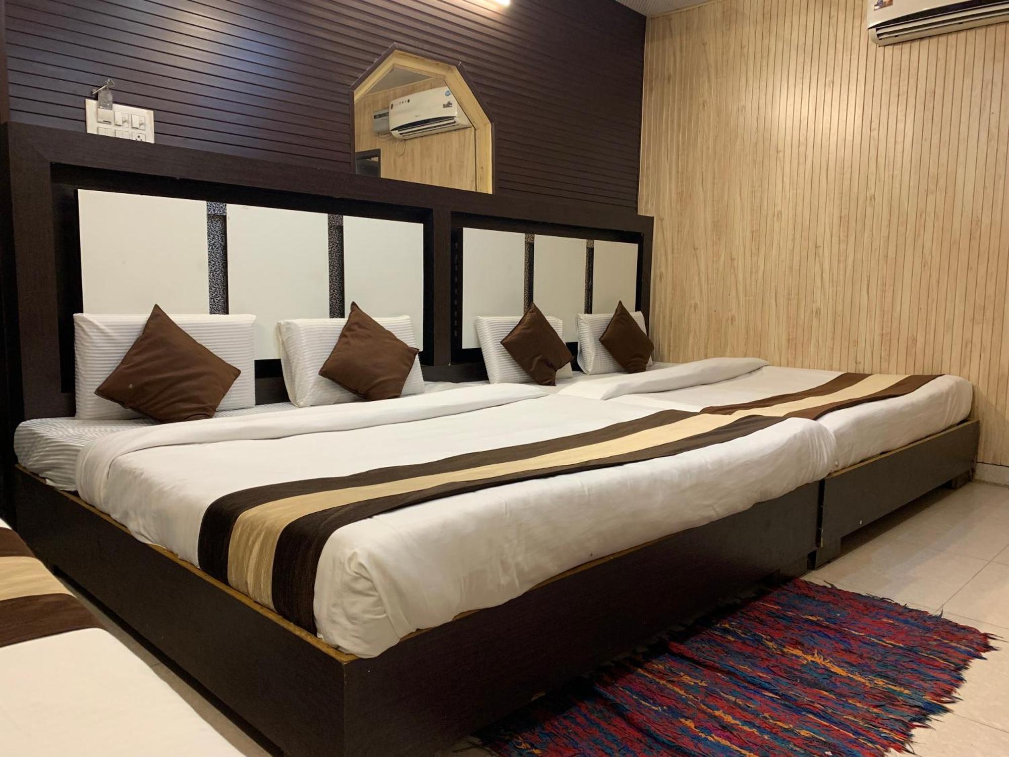 Hotel Pardesi Haridwār Zewnętrze zdjęcie