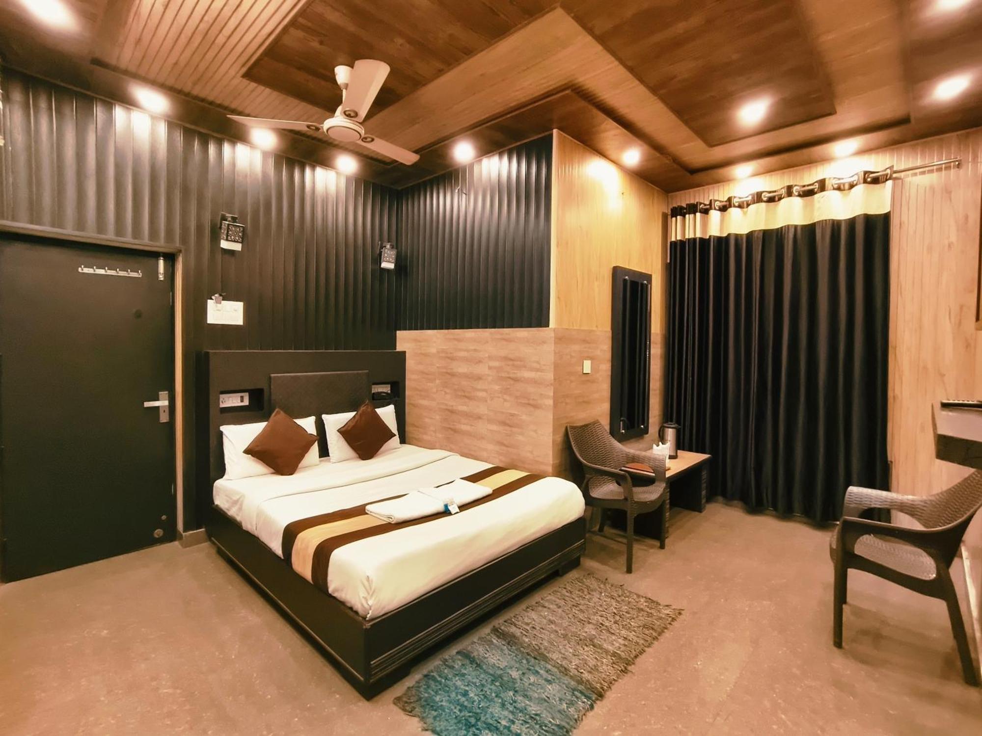 Hotel Pardesi Haridwār Zewnętrze zdjęcie