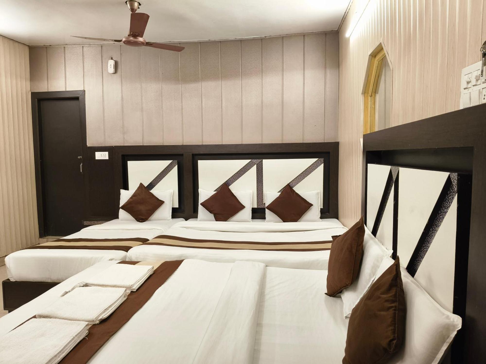 Hotel Pardesi Haridwār Zewnętrze zdjęcie