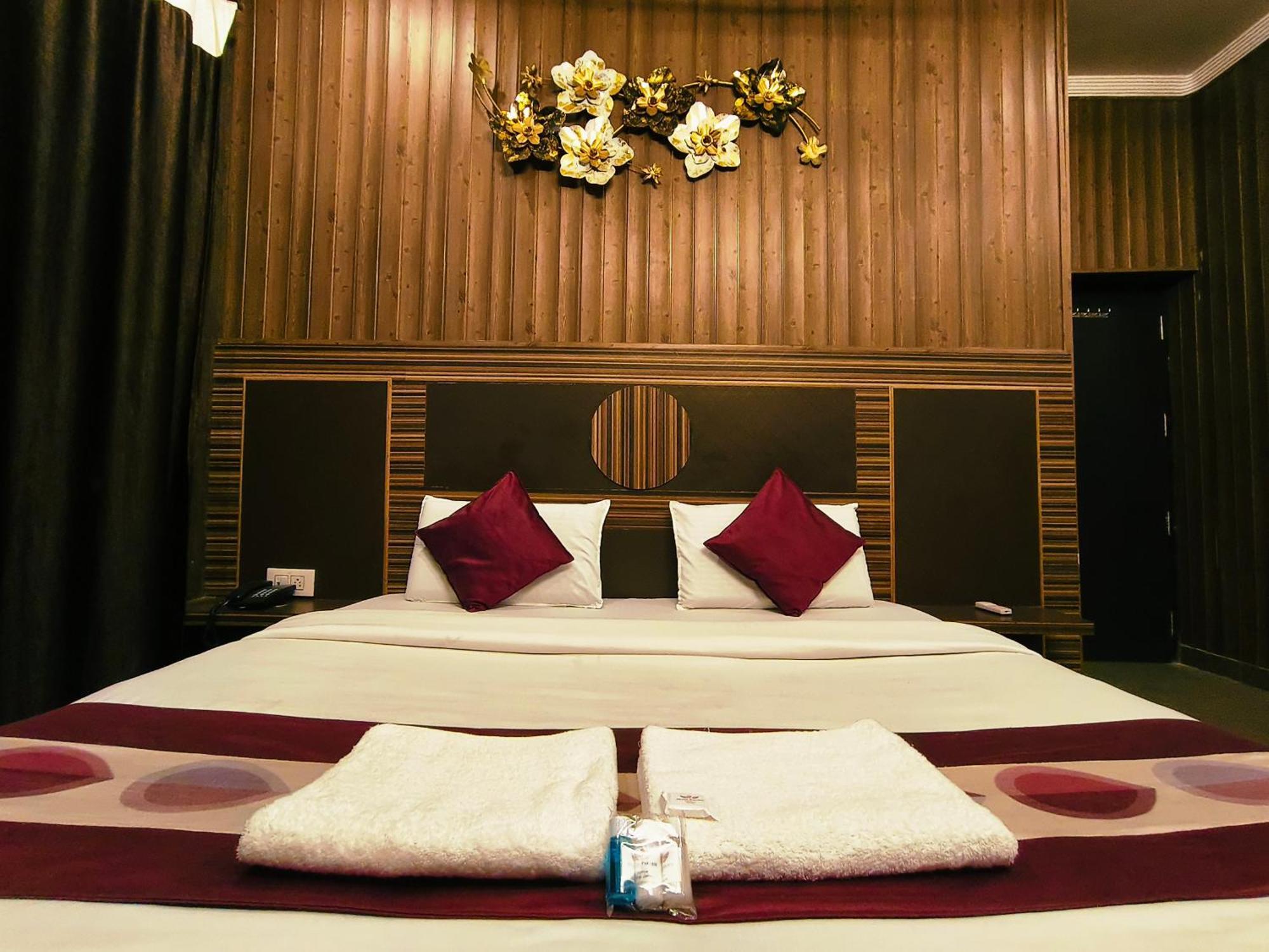 Hotel Pardesi Haridwār Zewnętrze zdjęcie