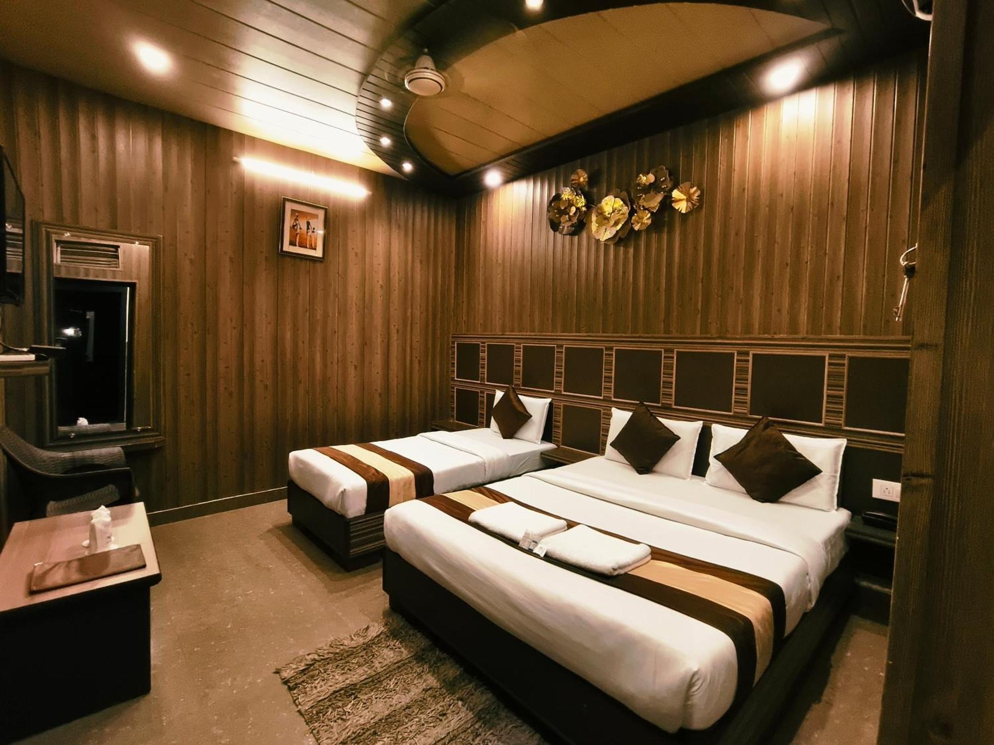 Hotel Pardesi Haridwār Zewnętrze zdjęcie