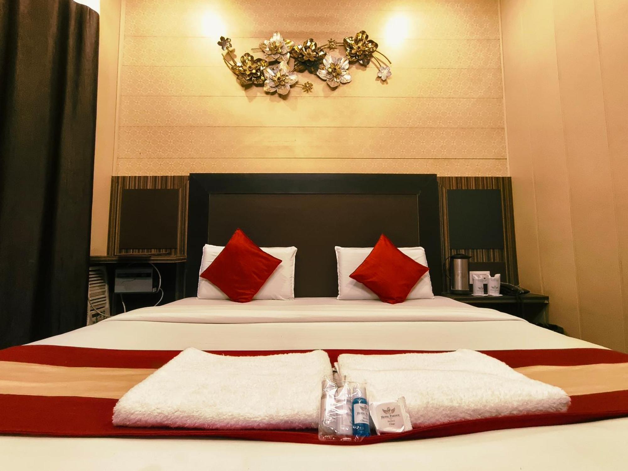 Hotel Pardesi Haridwār Zewnętrze zdjęcie