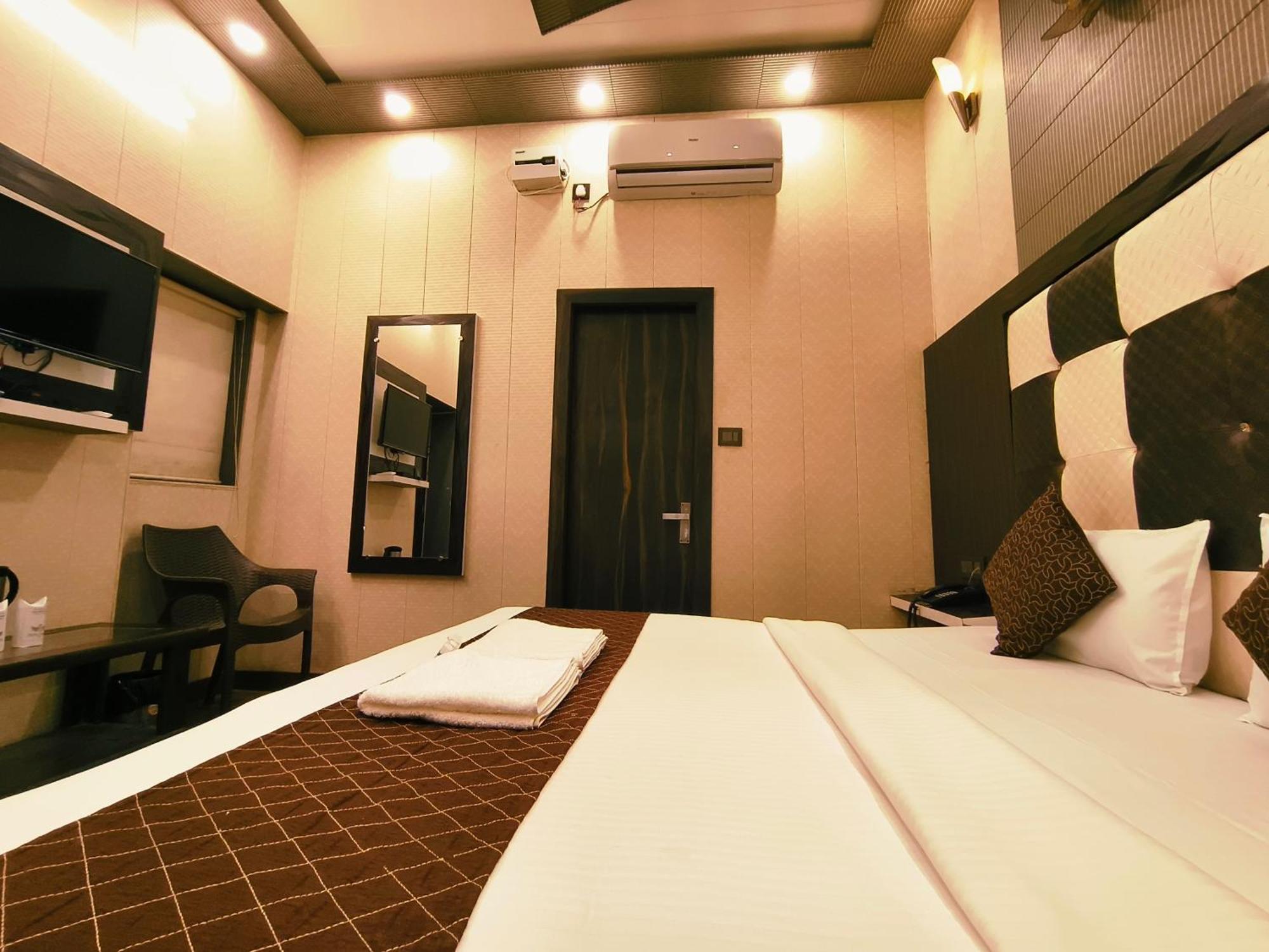 Hotel Pardesi Haridwār Zewnętrze zdjęcie